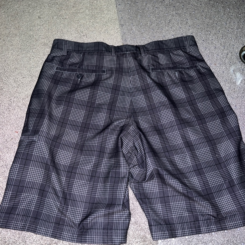 Pebble Beach Men's Dry Luxe Performance Shorts - Picture 4 of 4